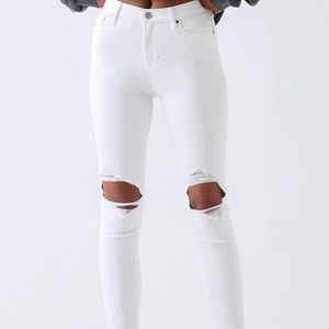PacSun high waisted white distressed jeans🤍